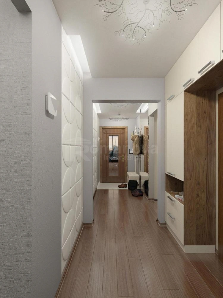 Интерьер прихожей и коридора в дымчато-белых тонах