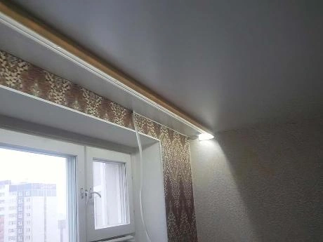Какие занавески выбрать с низким потолком?