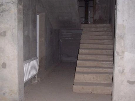 Лестница на цокольном этаже