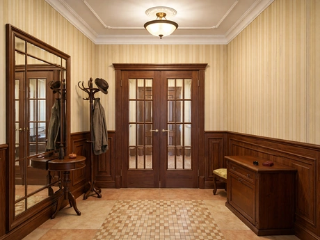 Английская классика в интерьере тамбура