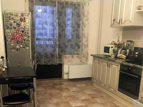 Какие применить шторы и тюль на кухне?