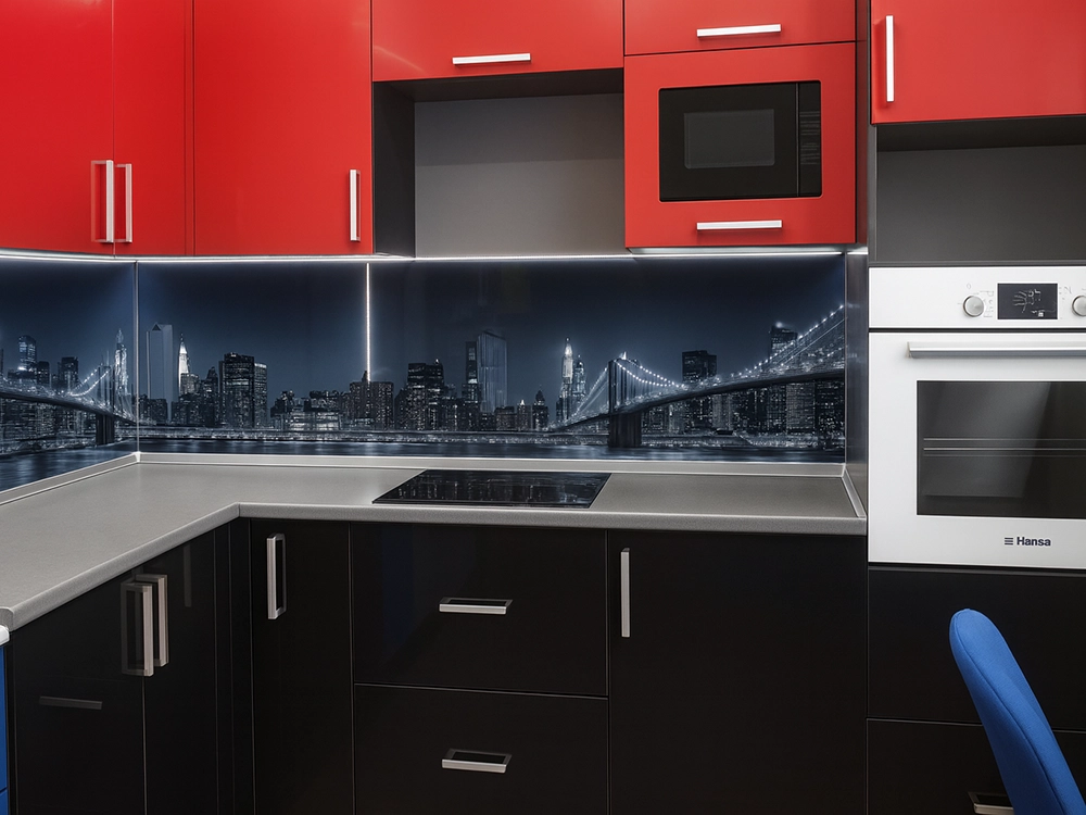 Дизайн кухни: красный верх и коричневый низ Дизайн кухни: красный верх и коричневый низ