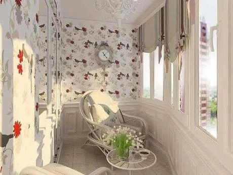 Как можно отделать стены на балконе?