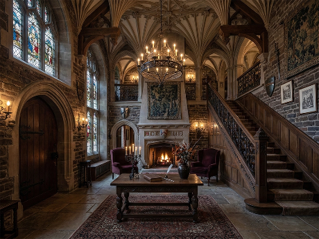 Завораживающий готический стиль в интерьере
