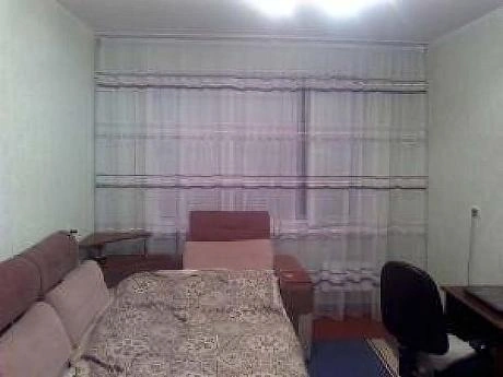 Какого цвета выбрать обои чтоб гармонировало с тюлями?