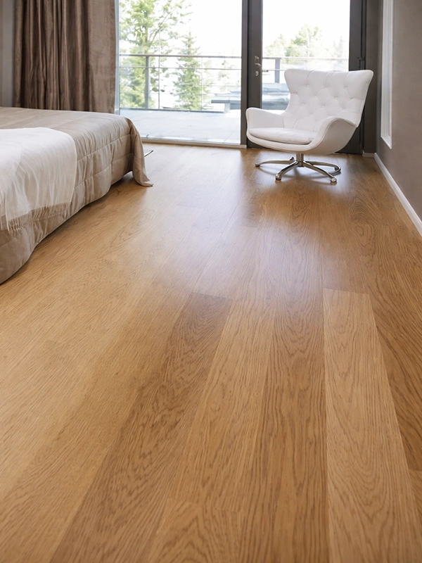 Элемент декора светло-серого оттенка для жилой комнаты