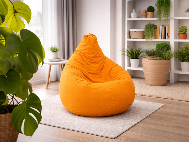 Гармоничное сочетание текстиля на окнах с цветовым решением стен и мебели в детской комнате