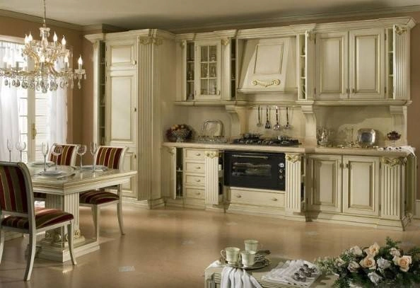 Планирую всю кухню выложить плиткой до середины стены